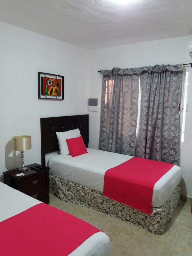 Room In Cancun Stadium Exterior photo
